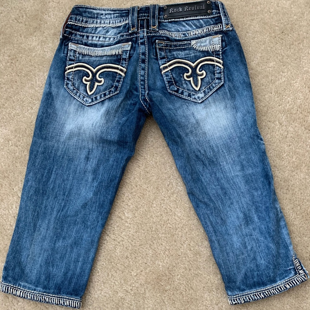 Size 24 Rock Revival Capri